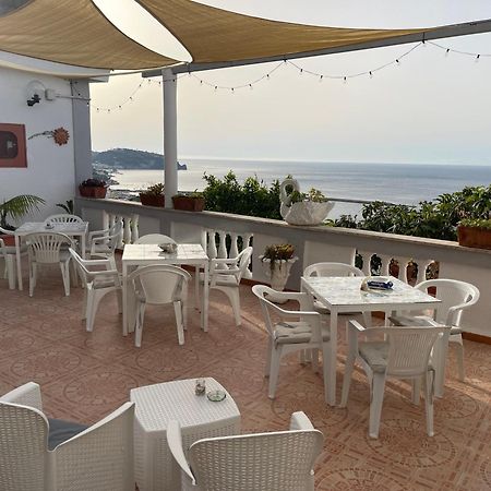 Hotel Residence - Parco Mare Monte Casamicciola Terme Екстериор снимка