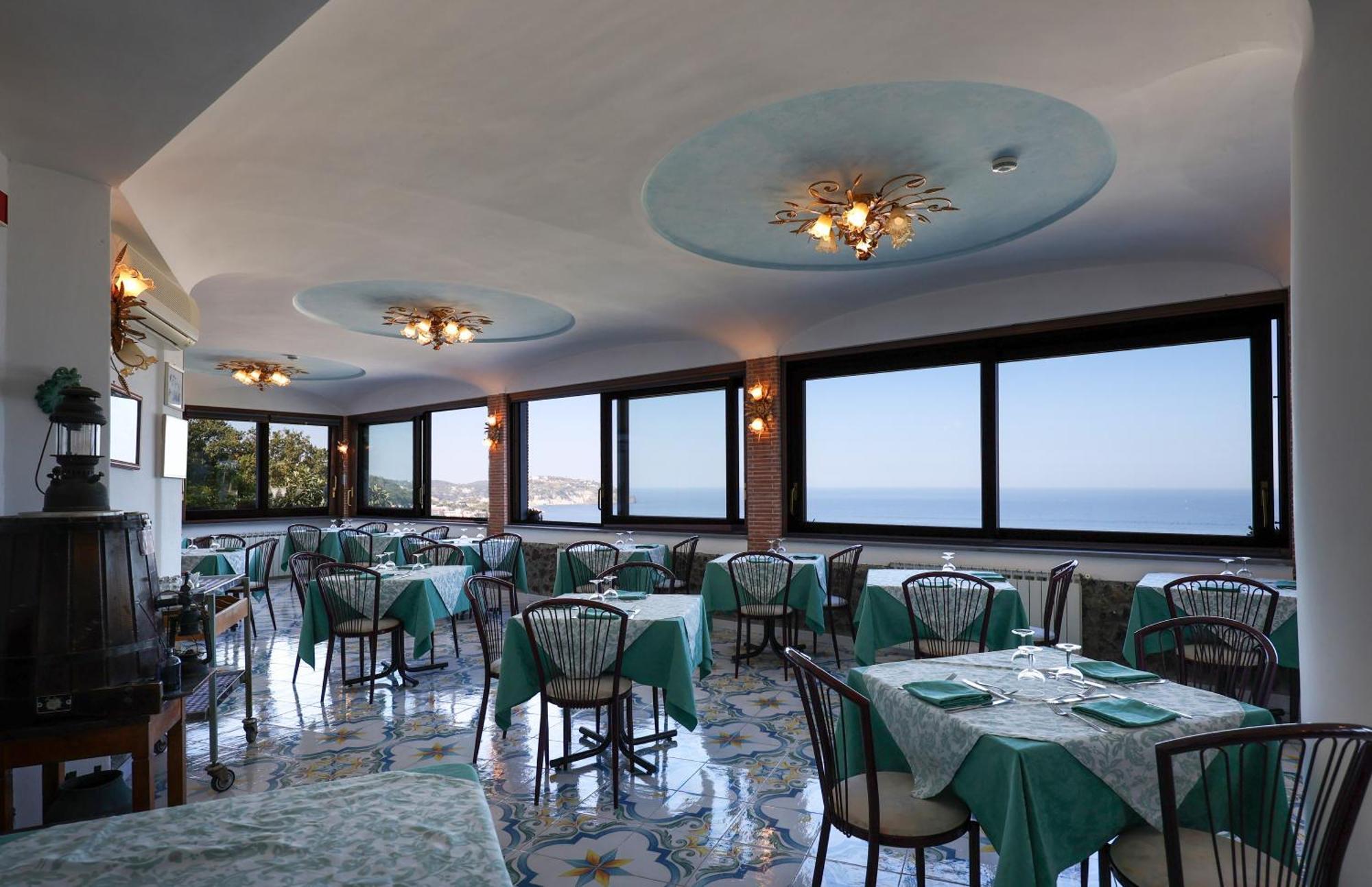Hotel Residence - Parco Mare Monte Casamicciola Terme Екстериор снимка